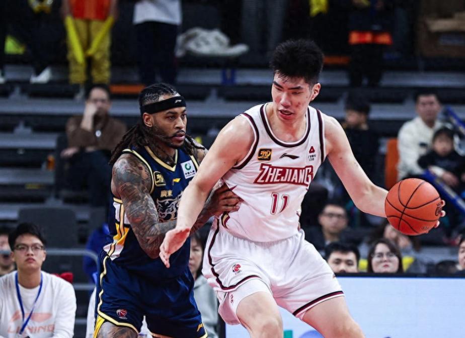 102比87掀翻廣東！遼寧苦主客場(chǎng)15分大勝：CBA又一黑馬殺出來(lái)了？
